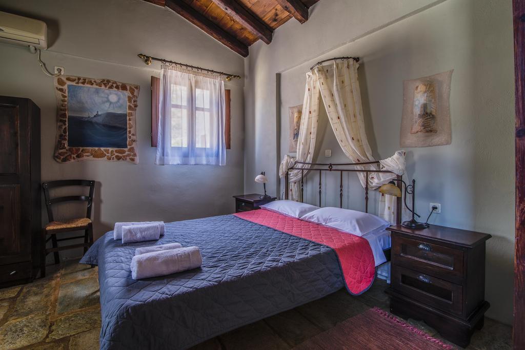 Psamathous Guesthouse Порто-Кагіо Екстер'єр фото